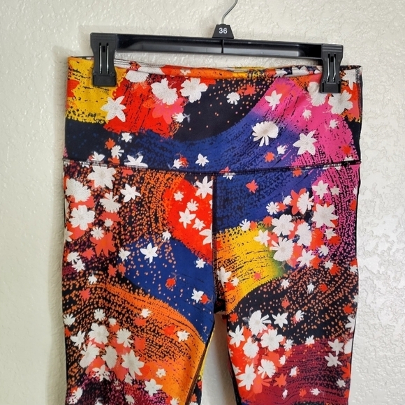 Free People FP Movement Colorful Floral Mesh Sides Full Length Leggings sz M - Picture 3 of 8